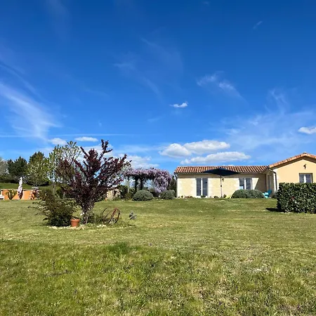 Les Bayles Holiday home